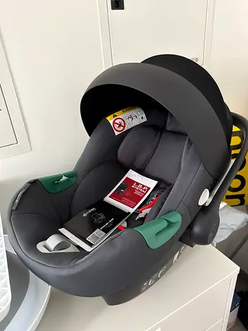 Baby car seat