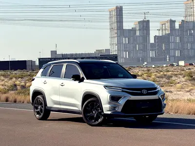 2025 Toyota URBAN CRUISER 照片 3