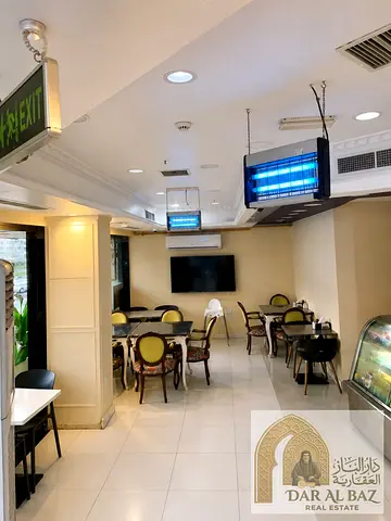 Fully equipped restaurant for rent in Al Khan – Sharjah | Equipment Sale | Ready to operate | Established brand | Investment opportunity