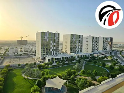 Spacious Apartment ! Park Facing ! Big Size ! With All Aminities ! Ready to Move