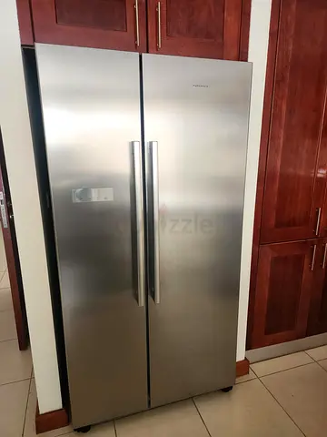 Siemens Iq700 Fridge Freezer Side by 90cm width 179cm height