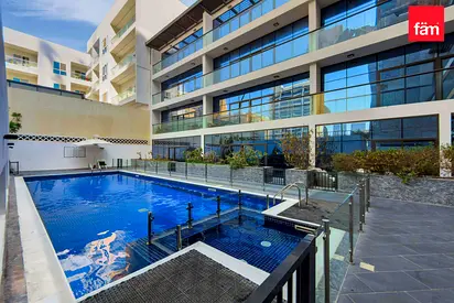 Spacious 1br | Upgraded | Well Priced | Vot