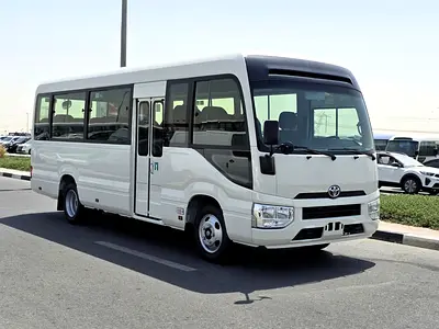 2025 Toyota COASTER — фото 4