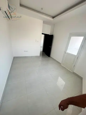 One bedroom and living room apartment for annual rent in Al Nuaimiya 2, Kuwait Street, prime location near Safeer Mall. Located on Kuwait Street in a