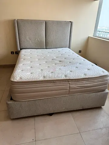 Modern Upholstered Bed Frame with Comfortable Mattress