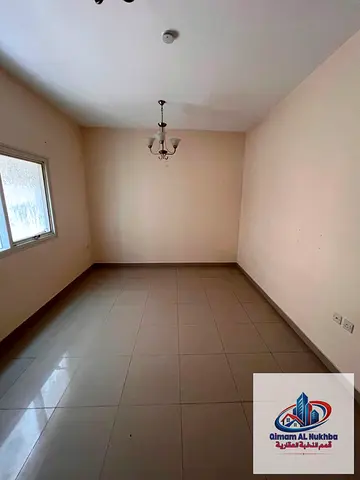 اجمل غرفه وصاله بالبوطينه مع غرفه نوم ماستر وبدون رسوم اداريه مساحات ممتازه جدا تشطيبات سوبر ديلوكس تسهيلات في الدفعات والصيانه مجانيه وعلي مخرج دبي