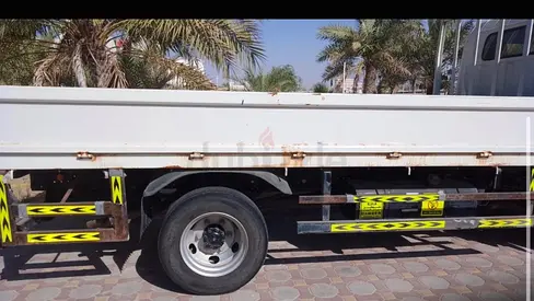 Mitsubishi Canter 2025 Standard GCC Specs Brand New