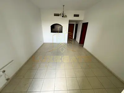 غرفة نوم واحدة فسيحة | مبنى B مطل على الجامعة | إطلالات على البحر والطريق | مطبخ شبه مغلق
