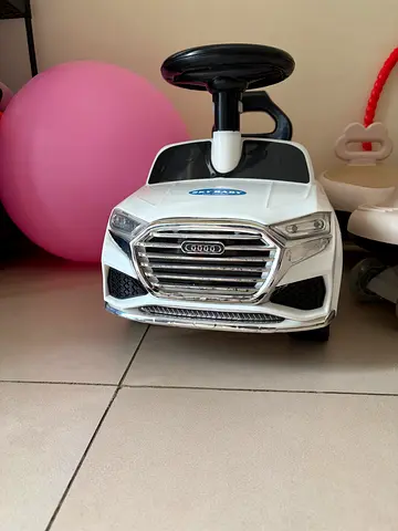 Toddler Ride-On Car – AED 50