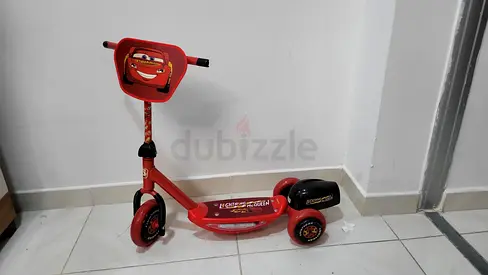 Scooter with battery and Music for 50 Must Go Today