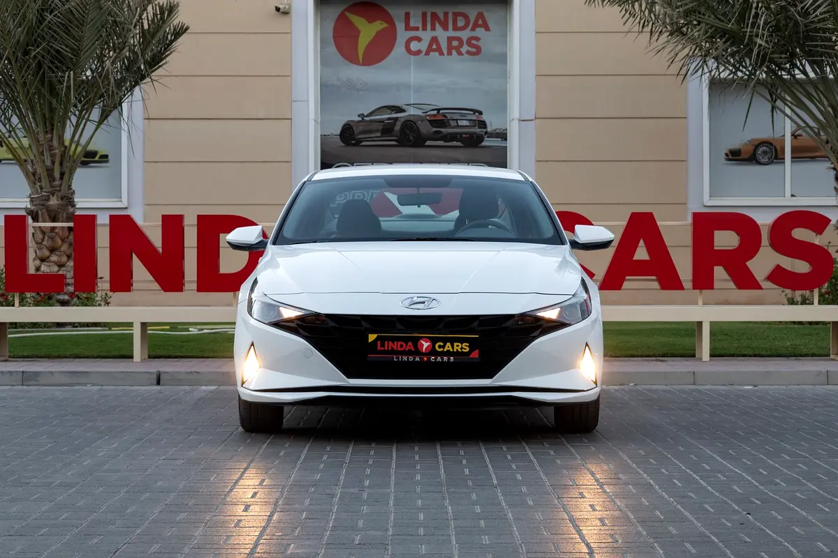 هيونداي إلنترا 2023