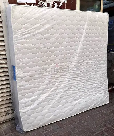 King size 180x200cm mattress. All times delivery available