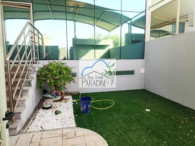 away from fly zone private entrance 3 bedroom with elevator villa all master/laundry&store room/sha