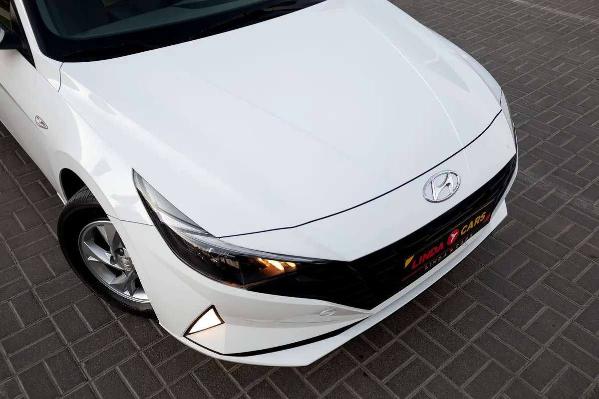 هيونداي إلنترا 2023