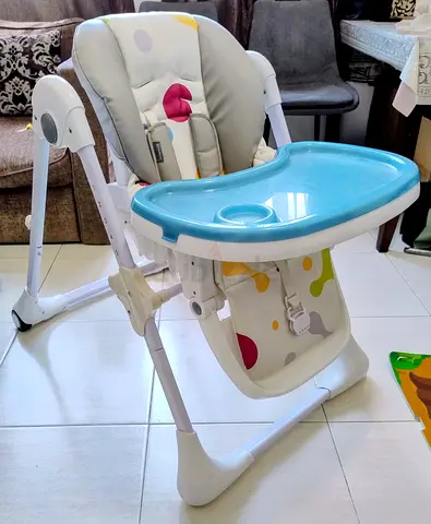 As NEW: Kinderkraft Yummy Adjustable Baby High Chair