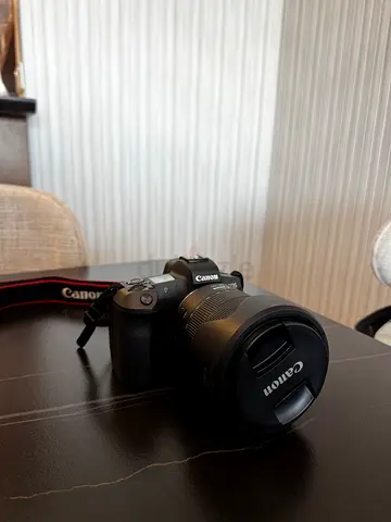 Canon EOS R + RF 24-105mm + 3 Batteries | Excellent Condition