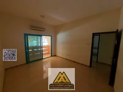 غرفتين وصالة بالنخيل، ثاني صف من الكورنيش، بلكونة، سبليت، 27,997 درهم، 6 دفعات.