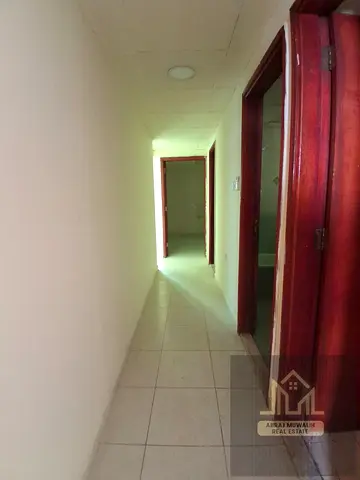 2bhk available yearly unfurnihed for family cheap price 33k