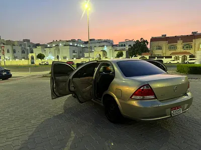 2008 Nissan SUNNY photo 4