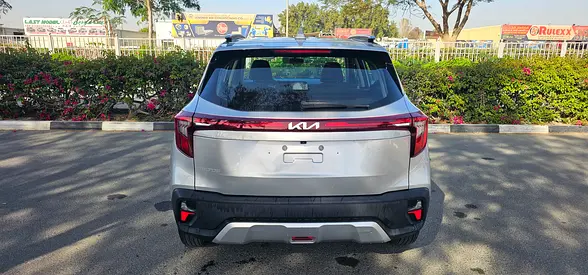 2024 KIA SELTOS 照片 13