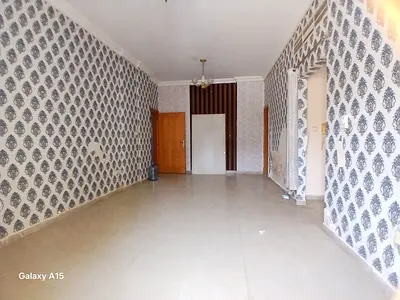 Lavish 2bhkfull family building in muwailah sharjah with balcony 40k