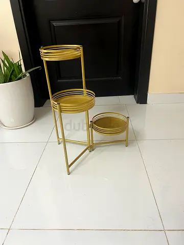 Plant stand