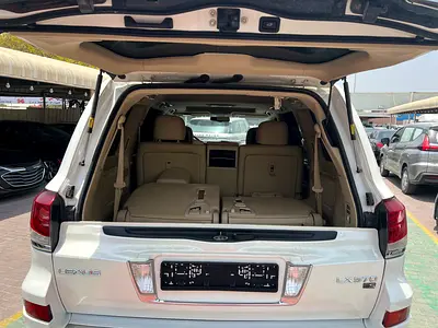 صورة 7 لـ 2014 Lexus LX-SERIES