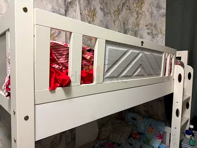 White Wooden Kids Bunk Bed / Loft Bed with Safety Rails (Used)