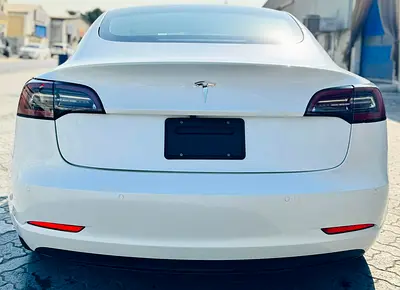 2022 Tesla MODEL 3 — фото 6
