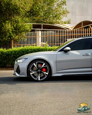 2021 AUDI RS6 — фото 18