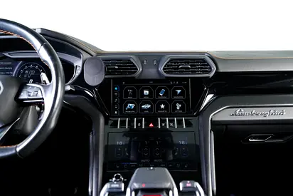 2021 Lamborghini URUS thumbnail 13