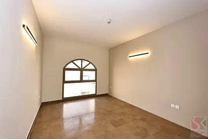 Opulent 1 bedroom | Free Parking | 1 Month Free