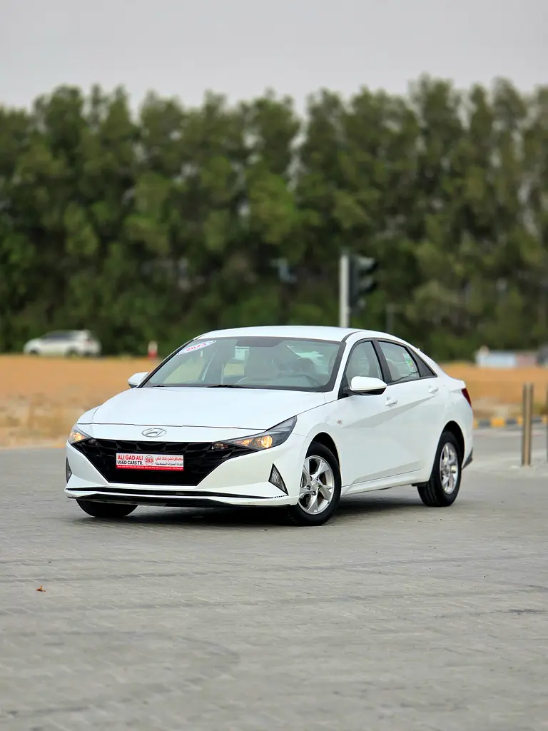 هيونداي إلنترا 2023