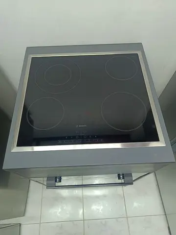 Bosch electric ceramic hob with oven - good working condition