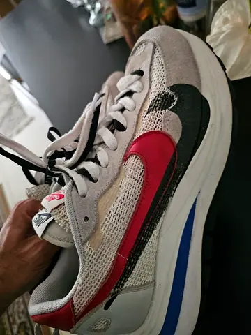Pre-owned Nike Sacai VaporWaffle sneakers - men's size (well-loved)