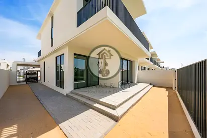 BRAND NEW | READY TO MOVE IN | SPACIOUS LAYOUT