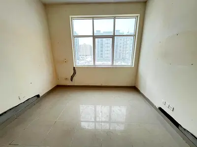 🚌 Spacious 1BHK Near Bus Station | Prime Location | Family Building