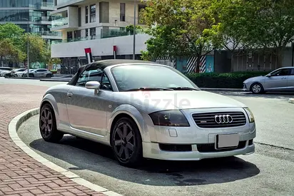 Classic 2000 Audi TT Quattro Roadster 1.8L | Japanese Specifications