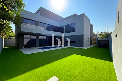 5BR Signature Villa+Lift | Private Pool | New