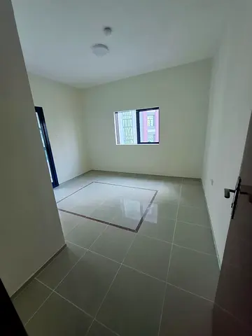 📢 **For Annual Rent – ​​Al Qasimia (Al Nad)** 🏡 **2-Bedroom + Large Living Room** apartment in a prime location; suitable for families.