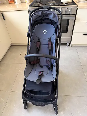 Bugaboo Butterfly Travel Stroller – Stormy Grey (Deep Cleaned & With Bumper Bar)