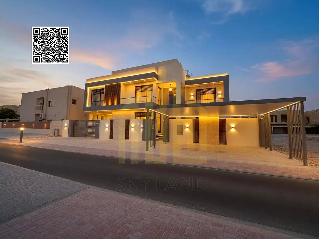 Large villa in Al Muwaihat area, directly from the owner, freehold, close to all services, with ele
