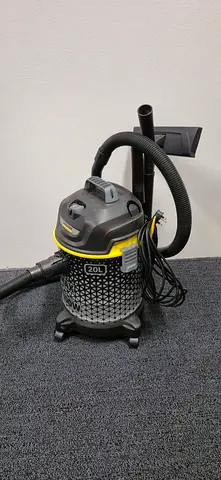 KARCHER 1800w dry vacuum cleaner, bucket 20L (black)