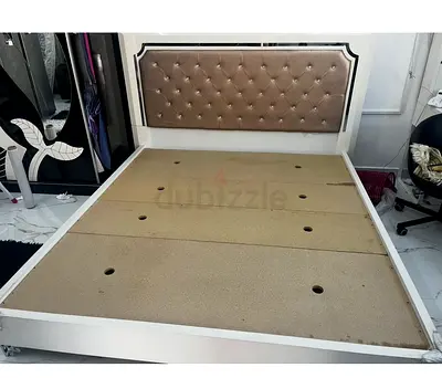 Queen Bed for Sale AED 300/-
