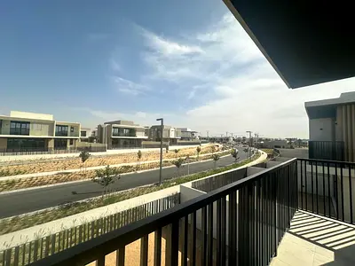 SPACIOUS 4BR+MAID | NAKHEEL TH | CORNER UNIT