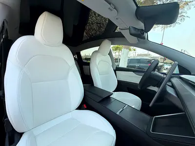 صورة مصغرة 14 لـ 2025 Tesla MODEL Y