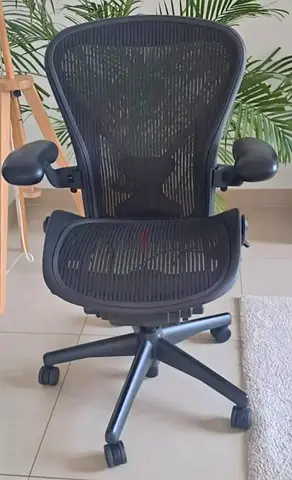 Aeron chair by Herman miller size B