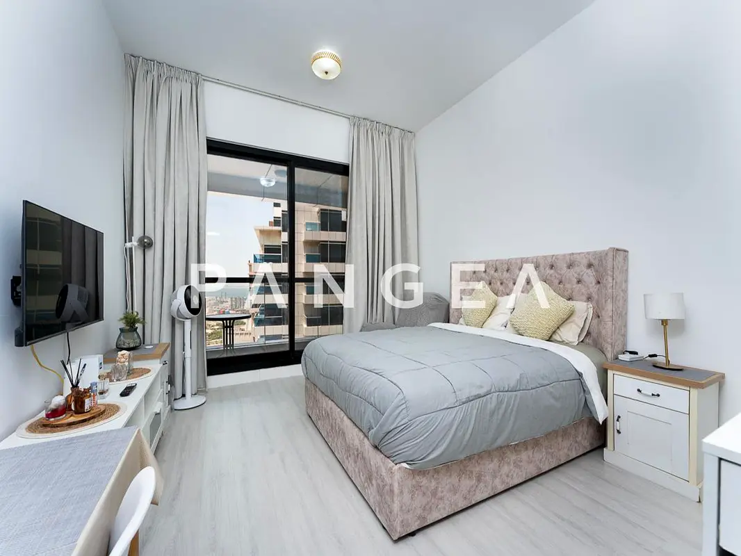 Vacant | Marina and Skyline View | Negotiable