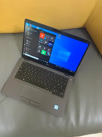 Dell 5300 Touchscreen i7 8th Generation 8/256