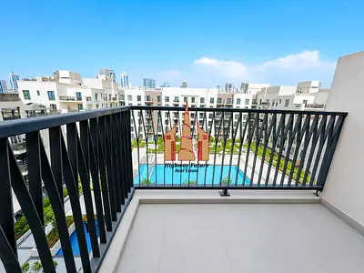 Poolside Peace | Modern Studio Apartment | GYM